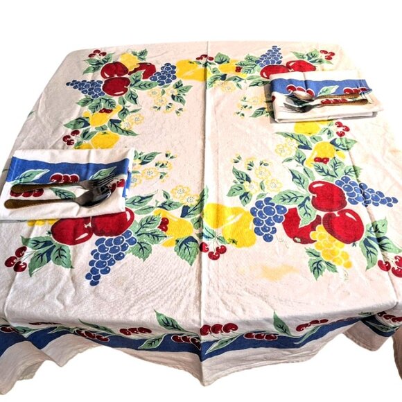 Vintage Style Reproduction by Crate & Barrel Tablecloth Napkins 47" Square Nice - Picture 1 of 6